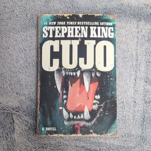 Book - Cujo By Stephen King